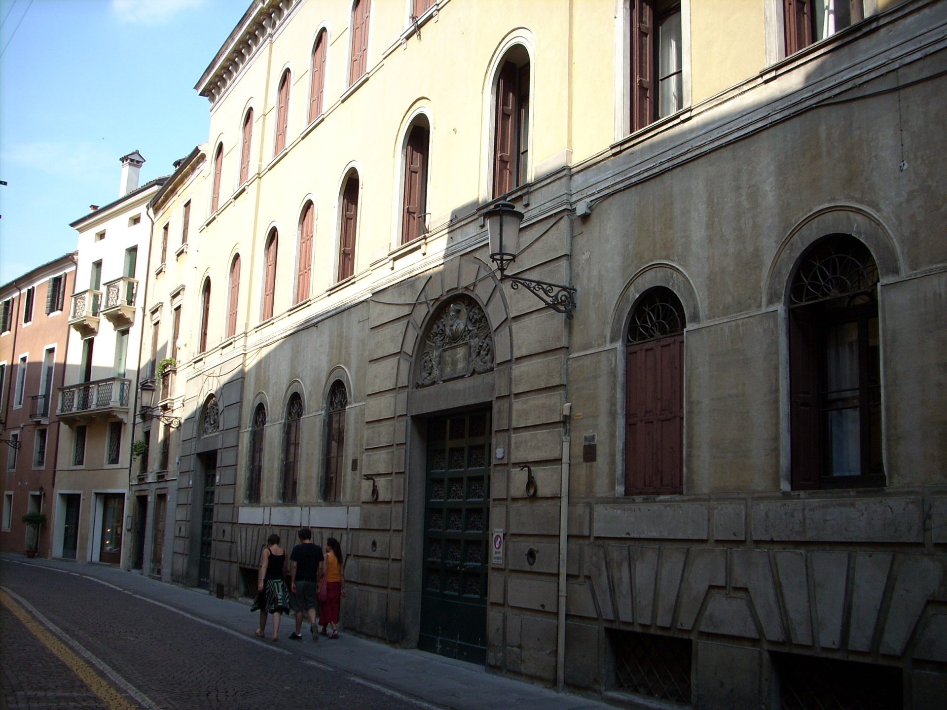 Gian Battista Da Monte bas-relief, Padua - 01.JPG